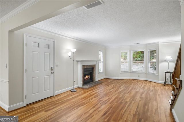 110 Great Oaks Lane, Roswell, GA 30075