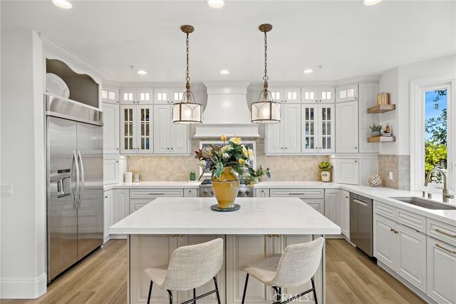 25702 Nellie Gail, Laguna Hills, CA 92653