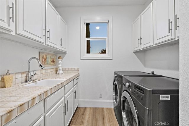 25702 Nellie Gail, Laguna Hills, CA 92653