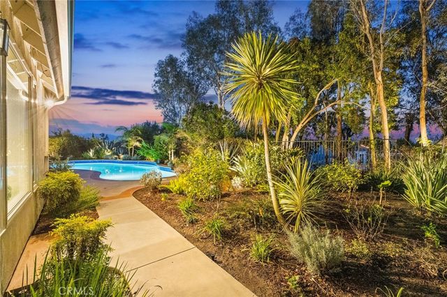 25702 Nellie Gail, Laguna Hills, CA 92653