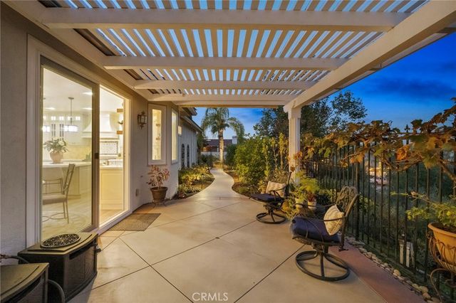 25702 Nellie Gail, Laguna Hills, CA 92653