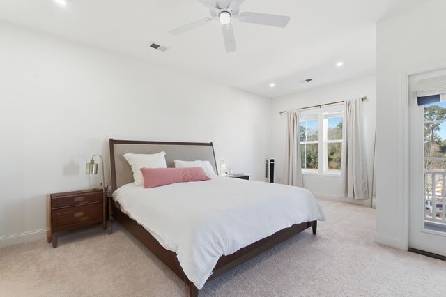 639 N Laurel Street, Summerville, SC 29483