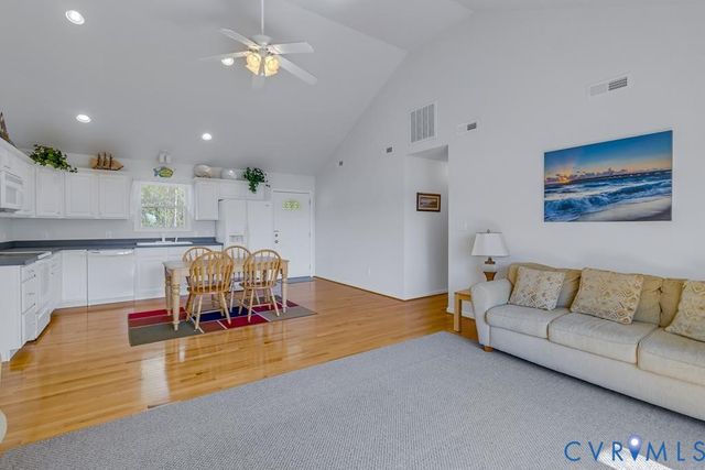 85 Circle Dr, Heathsville, VA 22473