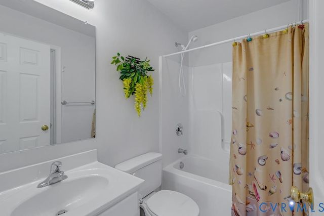 85 Circle Dr, Heathsville, VA 22473