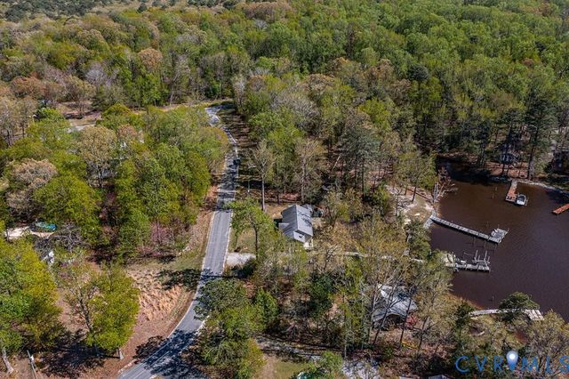 85 Circle Dr, Heathsville, VA 22473