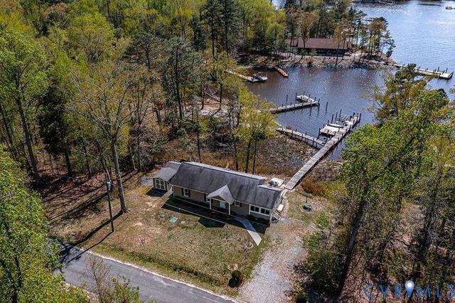 85 Circle Dr, Heathsville, VA 22473