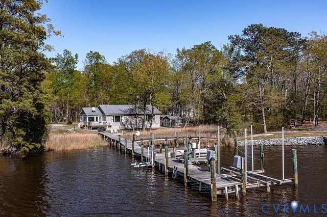 85 Circle Dr, Heathsville, VA 22473