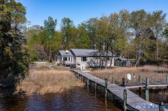 85 Circle Dr, Heathsville, VA 22473