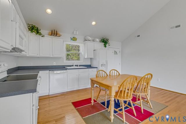 85 Circle Dr, Heathsville, VA 22473