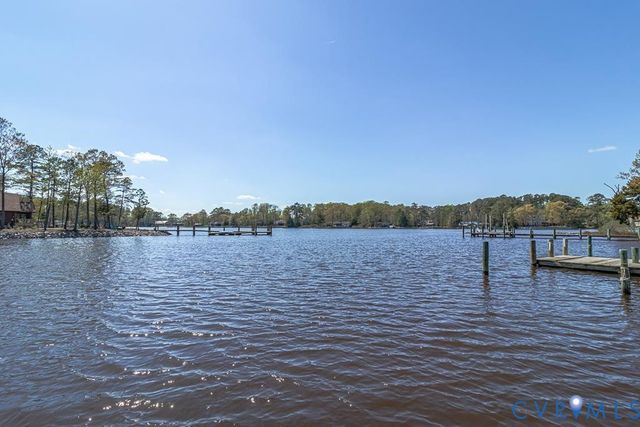 85 Circle Dr, Heathsville, VA 22473