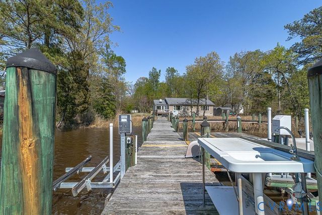 85 Circle Dr, Heathsville, VA 22473