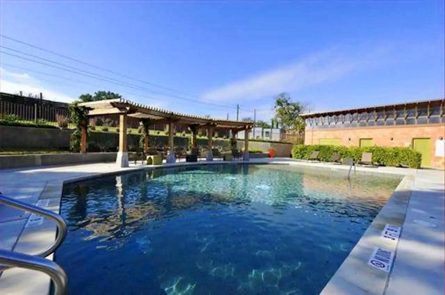 2013 Tramson DR, Austin, TX 78741