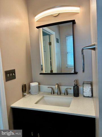 508 HILLSIDE CT, Hamburg, PA 19526