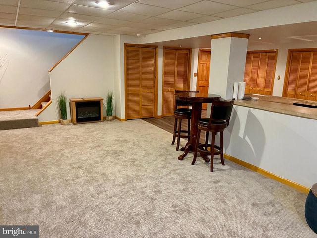 508 HILLSIDE CT, Hamburg, PA 19526