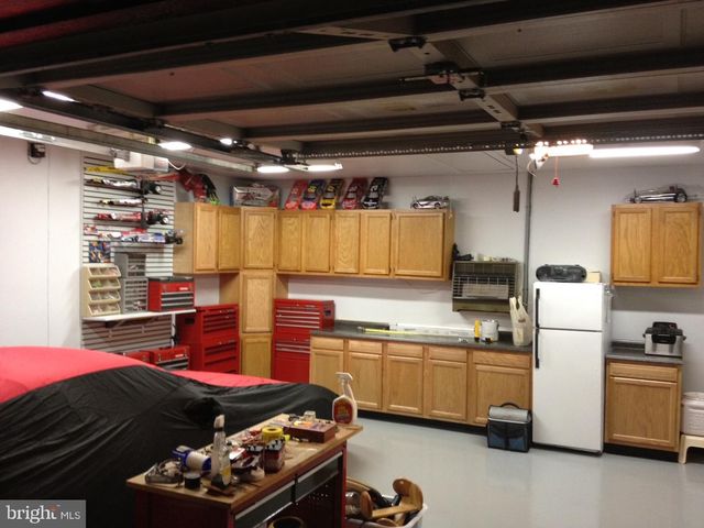 508 HILLSIDE CT, Hamburg, PA 19526