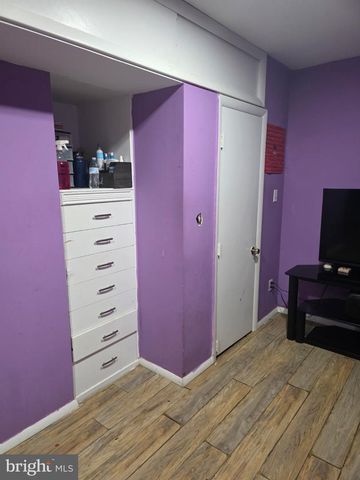 28 CEDAR LN, Clementon, NJ 08021