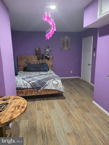 28 CEDAR LN, Clementon, NJ 08021