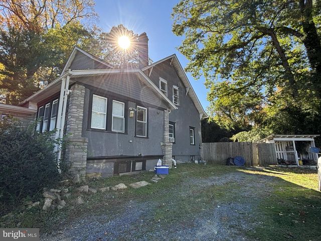 28 CEDAR LN, Clementon, NJ 08021