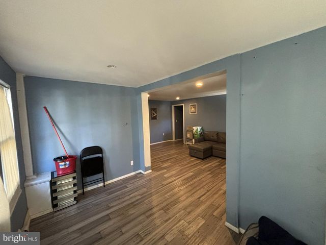 28 CEDAR LN, Clementon, NJ 08021