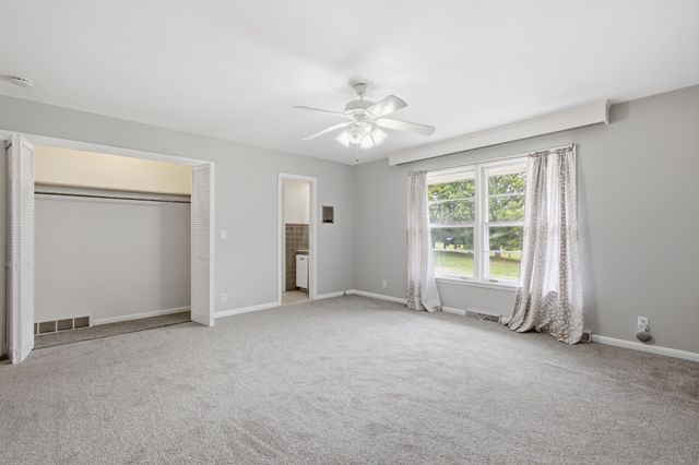 676 Ferguson Hill Rd, Lafayette, TN 37083