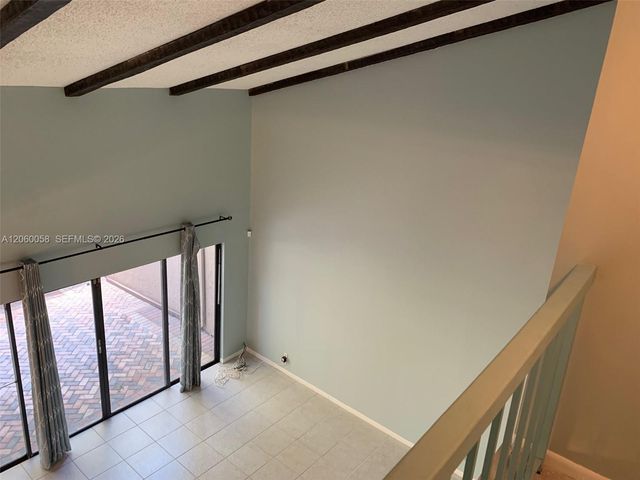 305 Bonnie Brae Way 27, Hollywood, FL 33021