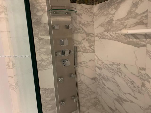 305 Bonnie Brae Way 27, Hollywood, FL 33021