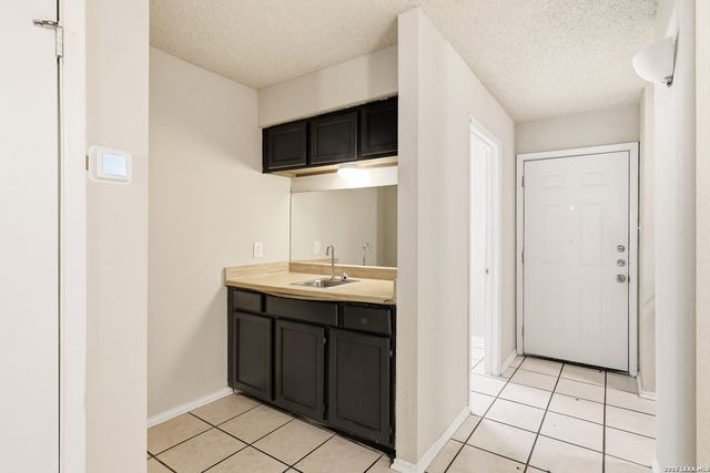 4927 Ty Terrace St Apt 3, San Antonio, TX 78229