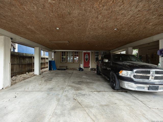 346 Alice Fay Ave, San Antonio, TX 78237
