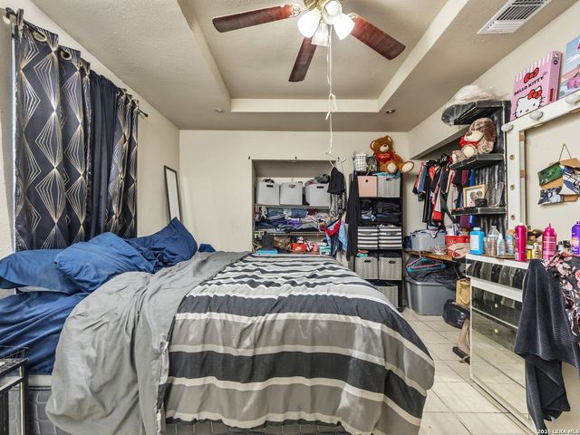 346 Alice Fay Ave, San Antonio, TX 78237