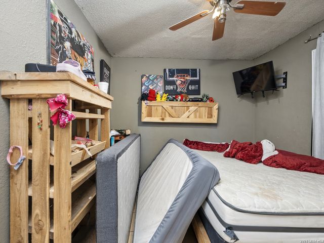 346 Alice Fay Ave, San Antonio, TX 78237
