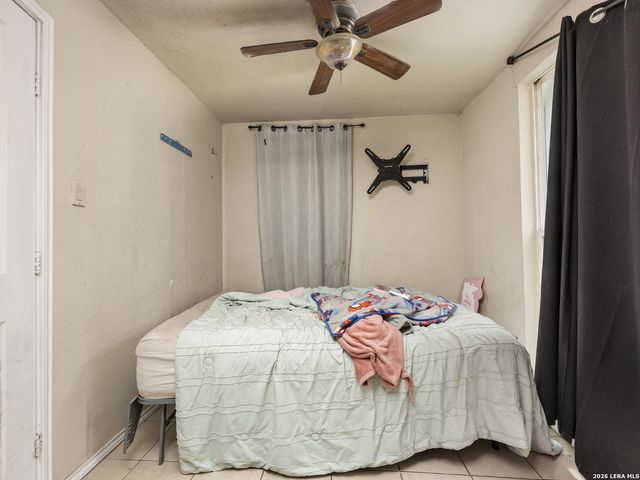 346 Alice Fay Ave, San Antonio, TX 78237