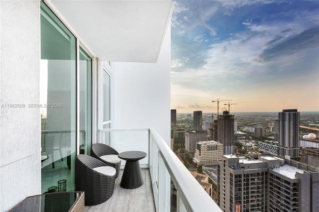 244 Biscayne Blvd 4604, Miami, FL 33132