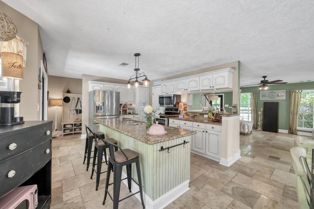 13685 Tommy Smith Road, Conroe, TX 77306