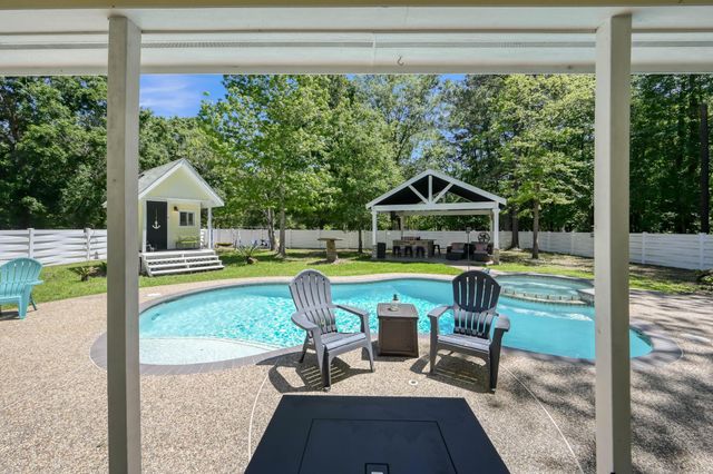 13685 Tommy Smith Road, Conroe, TX 77306