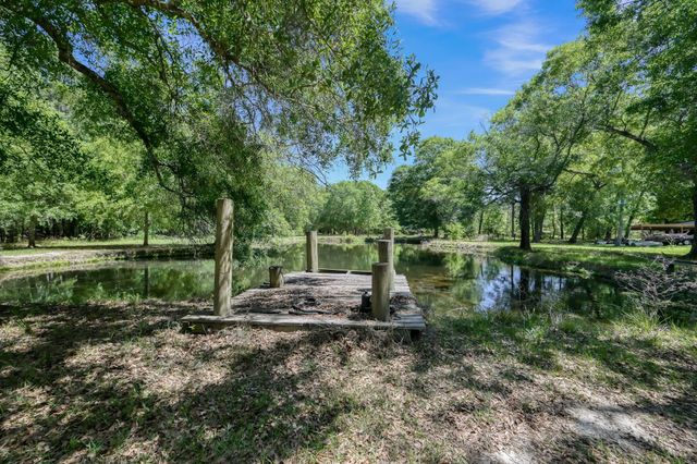13685 Tommy Smith Road, Conroe, TX 77306