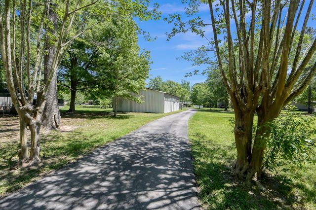 13685 Tommy Smith Road, Conroe, TX 77306