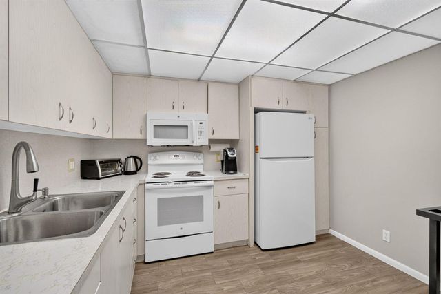 3030 Wolverton B, Boca Raton, FL 33434