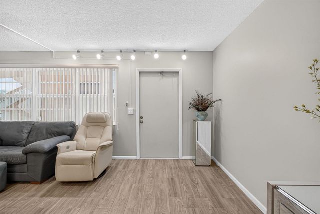 3030 Wolverton B, Boca Raton, FL 33434