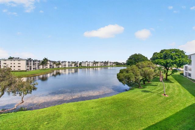 3030 Wolverton B, Boca Raton, FL 33434
