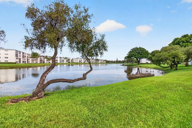 3030 Wolverton B, Boca Raton, FL 33434