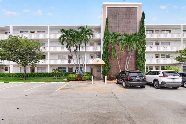3030 Wolverton B, Boca Raton, FL 33434