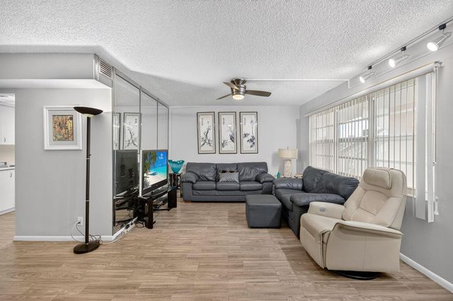 3030 Wolverton B, Boca Raton, FL 33434