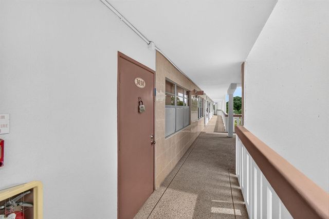 3030 Wolverton B, Boca Raton, FL 33434