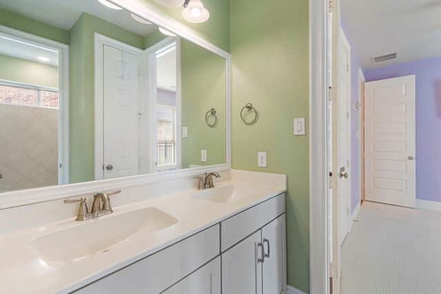 23 Whitbarrow Place, The Woodlands, TX 77375