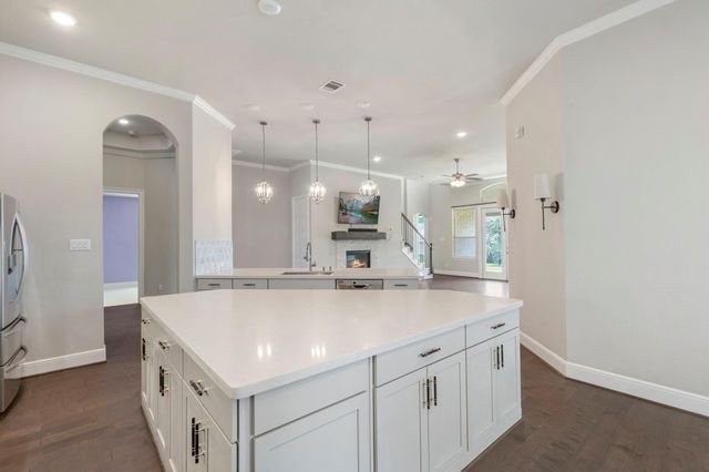 23 Whitbarrow Place, The Woodlands, TX 77375