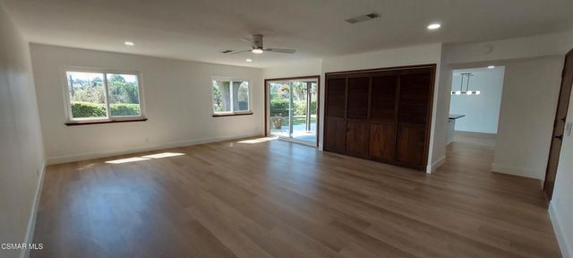 22 Van Dyke Street, Thousand Oaks, CA 91360