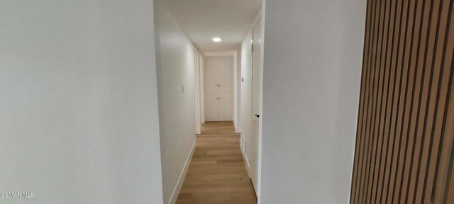 22 Van Dyke Street, Thousand Oaks, CA 91360