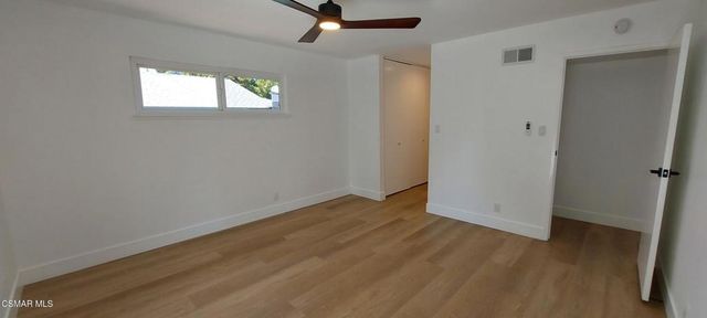 22 Van Dyke Street, Thousand Oaks, CA 91360