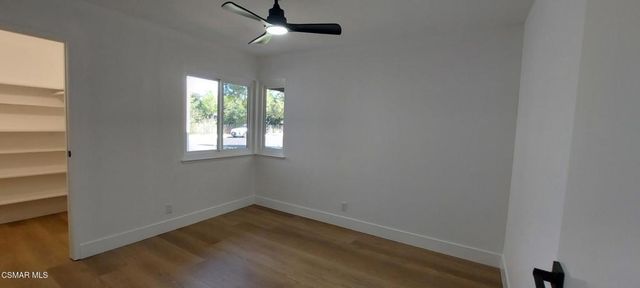 22 Van Dyke Street, Thousand Oaks, CA 91360