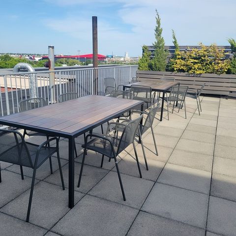 156 Porter St 224, Boston, MA 02128